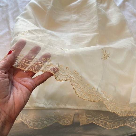 Formal Bridal 2 Piece Ivory Embroidered Sheer Vintage Top Midi Skirt Unique SZ L - Picture 5 of 11